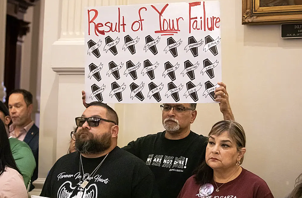 Uvalde still waiting action/Patricia Lim