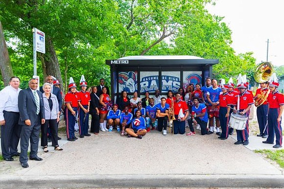 METRO's Bus Shelter Art Program continues to inspire by bringing student art to local neighborhoods. This week, METRO cut the …