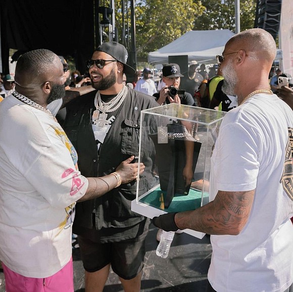 Over the weekend, Houston's number 1 automotive customization shop, 713 Motoring, traveled to Atlanta, Georgia for Rapper Rick Ross', 2nd … Over the weekend, Houston's number 1 automotive customization shop, 713 Motoring, traveled to Atlanta, Georgia for Rapper Rick Ross', 2nd …