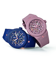 Case: 41 mm bio-based ceramic case, Amaretto or Navy colours - two IP Rose Gold screws - crown with embossed “F” ● Movement: Landeron 24 Automatic Skeleton with three hands - Swiss Made ● Dial: Amaretto or Navy Blue skeleton with double Gancini logo and sunray finish - luminous indexes and hands ● Strap: Amaretto or Navy Blue bio-based PU - butterfly buckle with double Gancini logo ● Water resistance: 100 meters