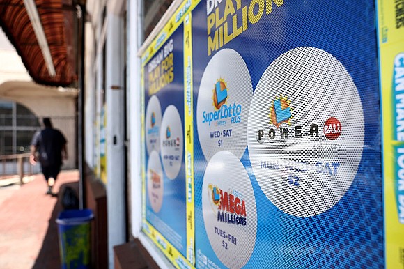 The owner of the $1.08 billion winning ticket in Wednesday night’s Powerball drawing, sold at a convenience store in Los …