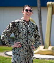 Petty Officer 2nd Class Navie Morris_Photo by Mass Communication Specialist 1st
Bryan Niegel