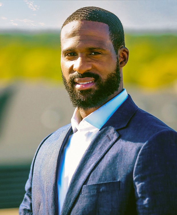 Cordegus Monette, an ABS West transition specialist and HCDE’s August 2023 Employee of the Month.