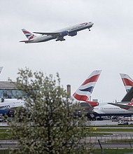 Passengers have been warned of delays after a technical problem hit the UK's air traffic control system.
Mandatory Credit:	Chris Ratcliffe/Bloomberg/Getty Images