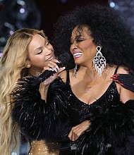 During Beyonce’s “Renaissance World Tour” concert in Los Angeles, Diana Ross surprised the crowd when she stepped on stage to serenade Bey with a rendition of “Happy Birthday.”
