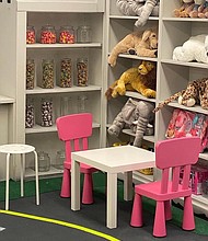 HRAK RAK Rooms are specifically tailored for each school with custom incentives for students in all grade levels. 

Photos: Courtesy of Houston Random Acts of Kindness Day, Inc.