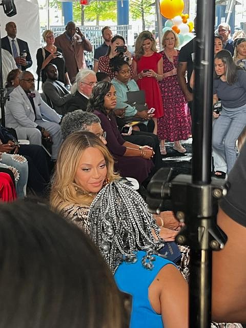 Beyonce at  Knowles-Rowland House Rebuilding Ceremony