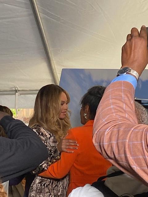 Beyonce at  Knowles-Rowland House Rebuilding Ceremony