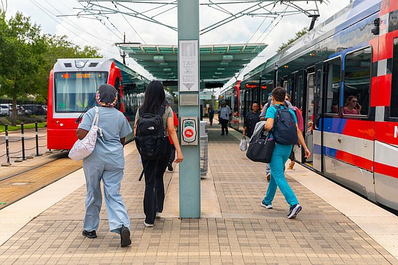 This weekend, METRO will offer modified service on the METRORail Red Line beginning at the start of service on Saturday, …
