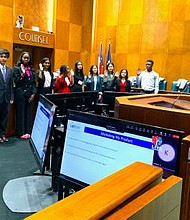 Mayor's Youth Council members take
the oath of office, administered by Mayor Turner.