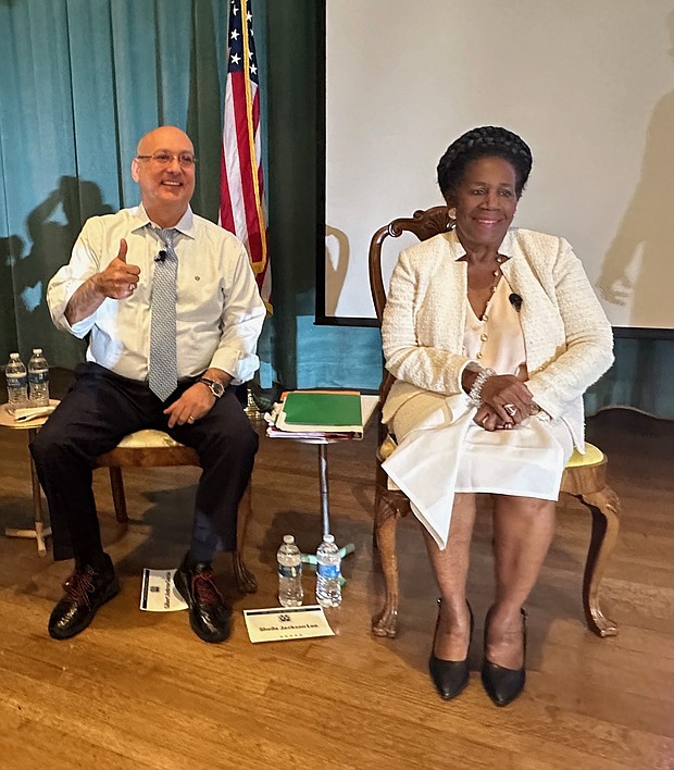 Mayoral Candidates Gilbert Garcia and Congresswoman Sheila Jackson Lee