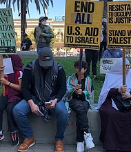 Above: Thousands of protestors gathered this past weekend in San Francisco to call for an end to the violence in Gaza. (Credit: David Pham)