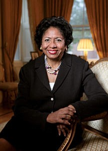 Dr. Ruth J. Simmons