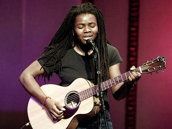 Tracy Chapman continues to make history with her 1988 hit “Fast Car” after winning song of the year at Wednesday’s …