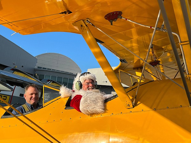 Santa arrival at the Lone Star Flight Museum