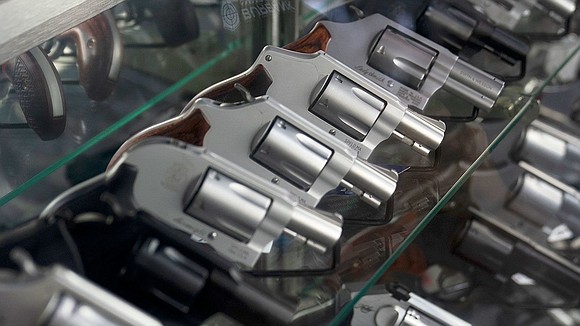 A federal judge on Wednesday blocked parts of a California law that would have banned carrying concealed firearms in certain …