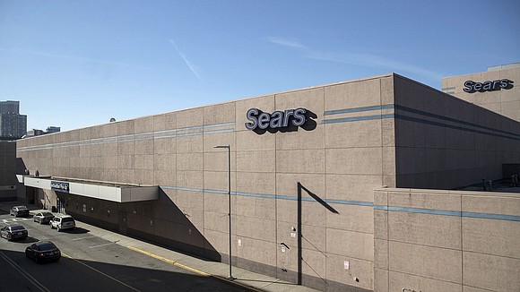 Sears’ last-remaining store in the New York metro area is closing, bringing the number of Sears locations still in existence …