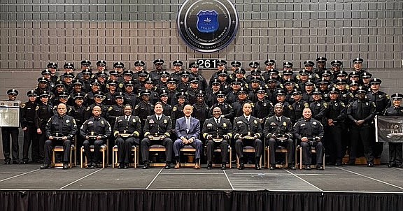 Mayor John Whitmire joined Chief Troy Finner today to congratulate and thank the newest graduates of the Houston Police Department …