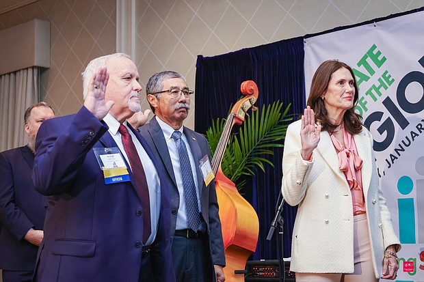 The 2024 board officers for the Houston-Galveston Area Council are sworn in on January 19, 2024, at the organization’s annual State of the Region meeting.

Pictured L to R: Liberty County Judge Jay
Knight, chair-elect; Mayor Joe Garcia of
Pattison, vice chair; and Houston City
Councilmember Sally Alcorn, board chair.