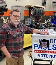 Kelly Boodry builds cat shelters out of political campaign signs.
Mandatory Credit:	eastidahonews.com