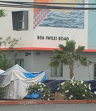 A Waikiki resident and homeless advocate says he has seen many instances of people abusing homeless individuals.
Mandatory Credit:	KITV