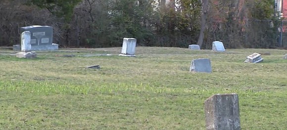 A 50-year battle to save a historic Black cemetery in North Dallas has come to an end with descendants of …