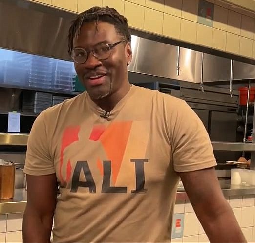 While 49er fans in the Bay Area will be cheering for the red and gold, it's not that simple for one Napa chef.