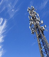 Many AT&T customers are part of a massive outage.
Mandatory Credit:	Brett Coomer/Houston Chronicle/Getty Images via CNN Newsource