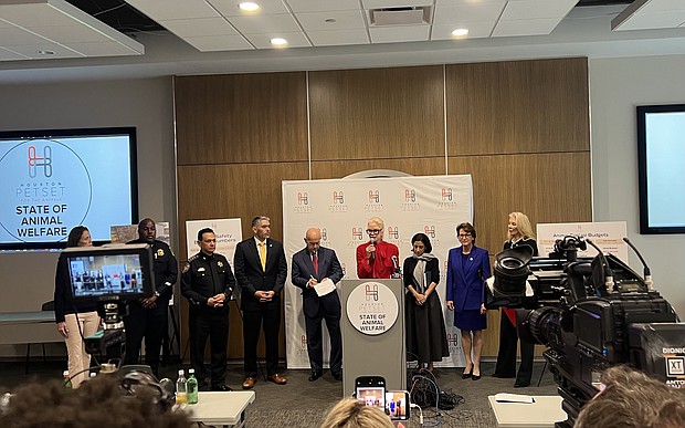 Tena Lundquist Faust, Mayor Whitmire, City Council Members Sallie Alcorn (At Large Position 5) and Mario Castillo (District H), Harris County Sheriff Ed Gonzalez, Harris County District Attorney Kim Ogg
