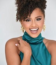 Miss Texas Ellie Breaux