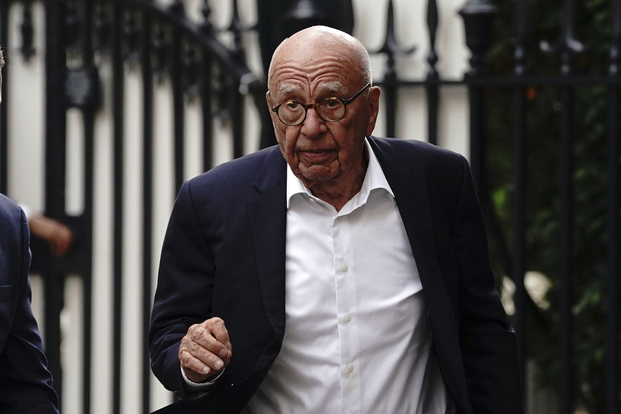 Rupert Murdoch pulls Fox News-style channel off air in UK after failing ...