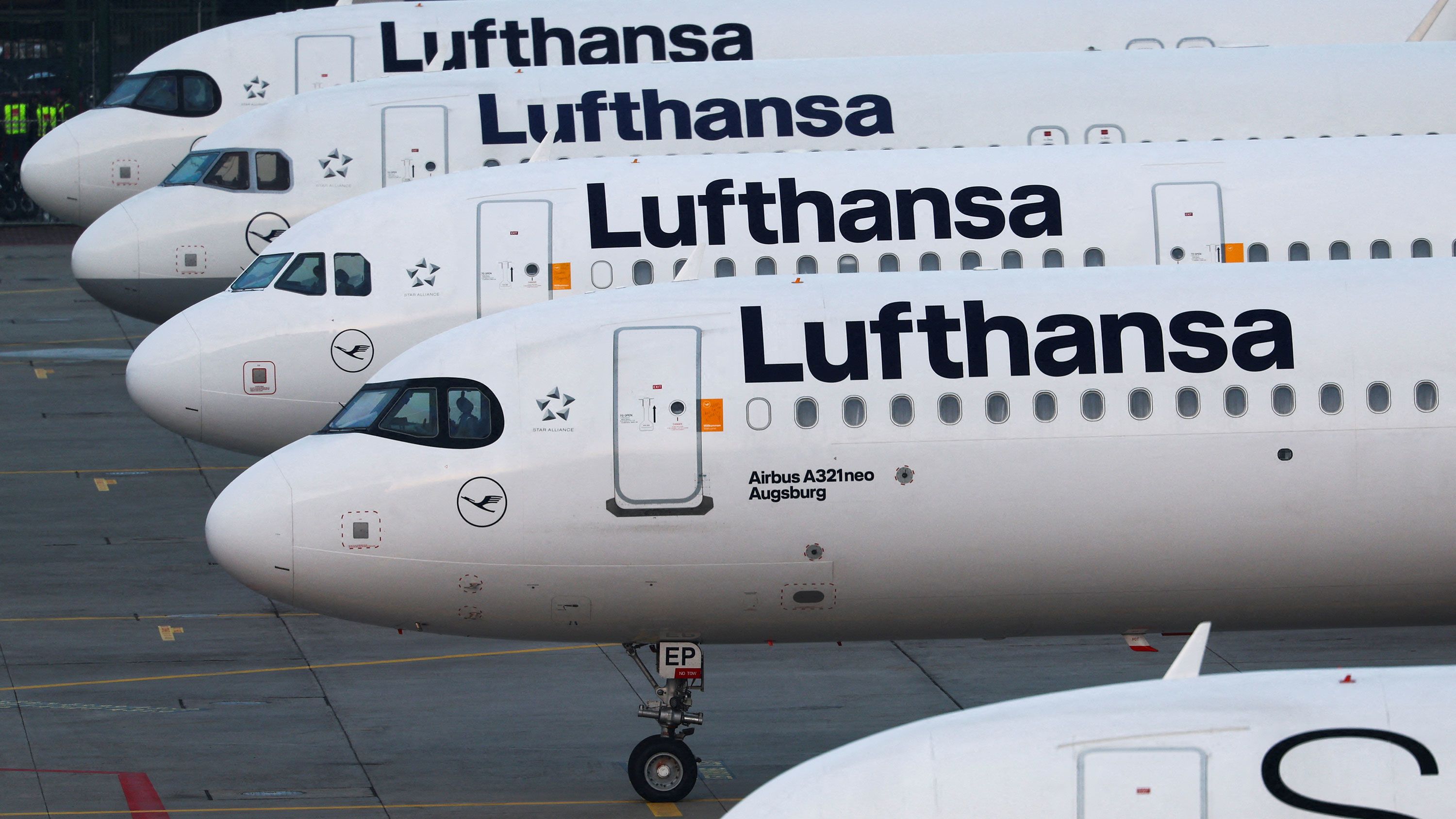 Germany gripped by strikes; Lufthansa hurts | Houston Style Magazine ...