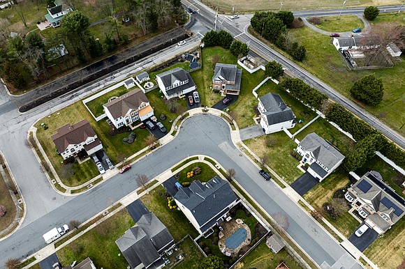 Mortgage rates ticked down slightly this week, a tiny boon to buyers eager to make a move with newly listed …