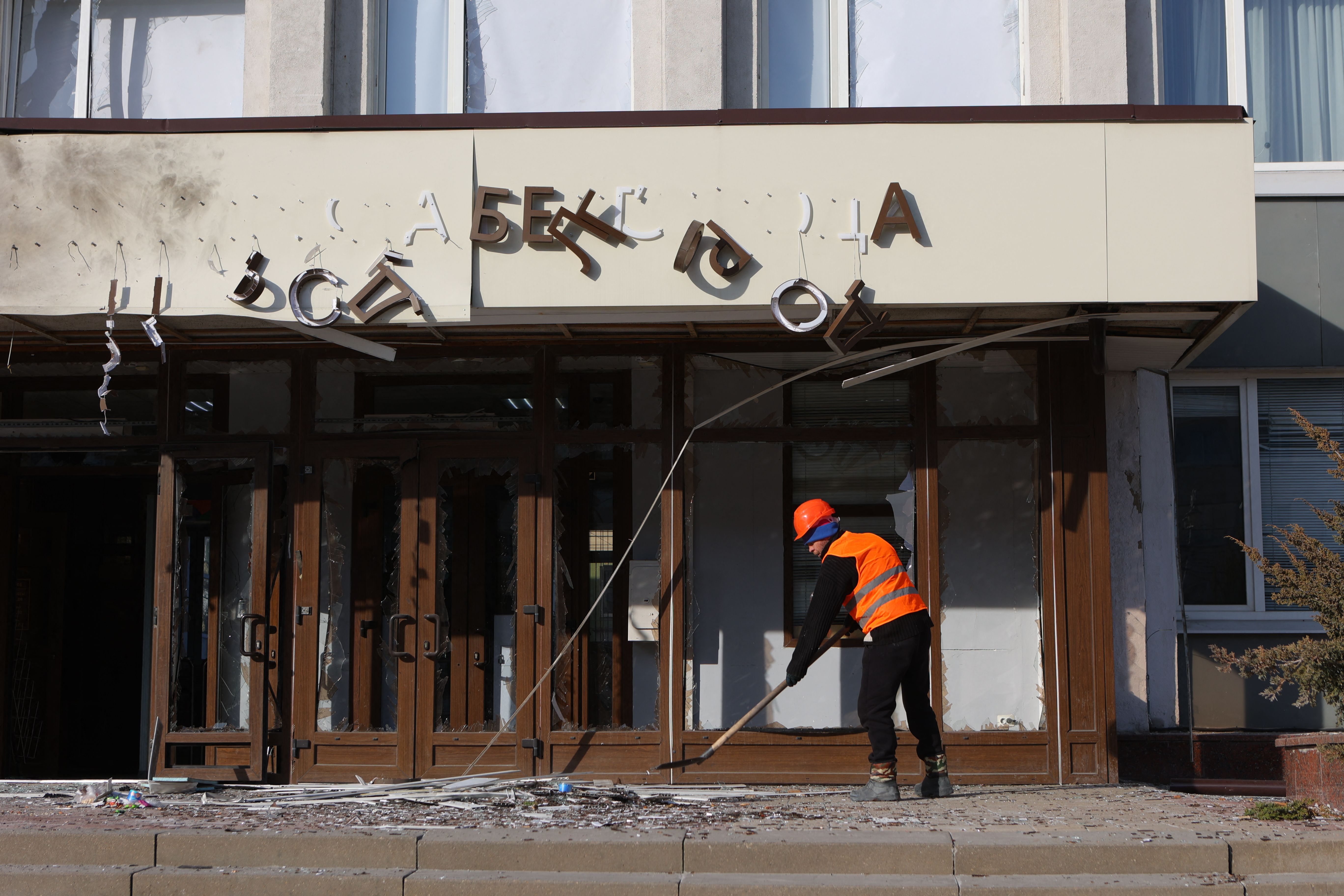 ukraine-hits-oil-refineries-deep-inside-russian-territory-kyiv-steps