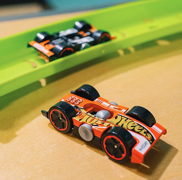 Today, Mattel, Inc. (NASDAQ: MAT) announced the Hot Wheels® Flippin Fast™ die-cast, a new vehicle designed to encourage an open-ended …