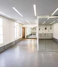 The futuristic apartment is housed inside a 17th-century building.
Mandatory Credit:	Alain Jocard/AFP/Getty Images via CNN Newsource