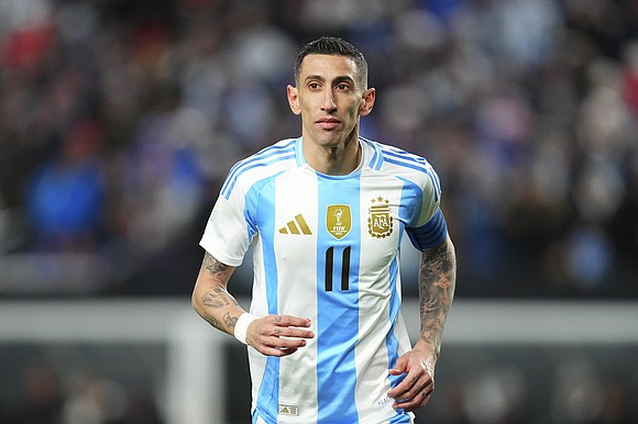 Three people were arrested in Argentina on Wednesday for threatening Argentine footballer Ángel Di María and his family, Minister of …