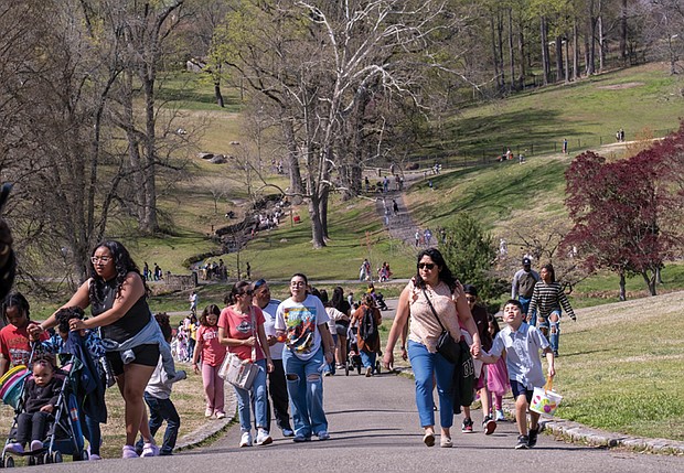 In Richmond’s West End, families enjoyed games, fun activities and hands-on crafts, as well as live entertainment on three stages during Dominion Energy’s Family Easter at Maymont. (Sandra Sellars/Richmond Free Press)