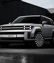 Hyundai SANTA FE Takes Home Red Dot Design Award