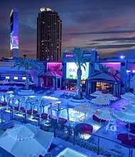 AZILO Ultra Pool
(Photos Courtesy of SAHARA Las Vegas)