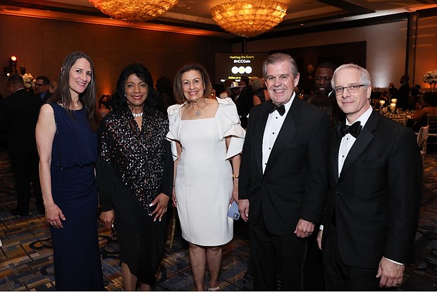 From left, Elizabeth Stemac, Satterfield & Pontikes, HCC Chancellor Dr. Margaret Ford Fisher, Anna and Dr. Zachary Hodges, President, HCC Northwest, and Daniel Kornberg, HarrisonKornberg Architects, architect for HCC Katy campus. (Photo by Priscilla Dickson)