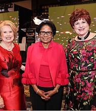 HCC Foundation former Board Chair Ginger Blanton and HCC Foundation President Karen L. Schmidt with Crystal Eagle Honoree Dr. Ruth J. Simmons (center) (Photo by Priscilla Dickson)