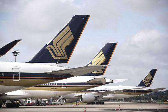 One person has died and 30 others were injured on board a Singapore Airlines plane that encountered severe turbulence on …