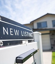 An assumable mortgage is a workaround that can help some homebuyers struggling to purchase a home in the rough housing market. But it comes with risks.
Mandatory Credit:	David Paul Morris/Bloomberg/Getty Images via CNN Newsource
