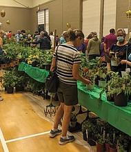 Last year, the Spring Plant Sale and Pollinator Festival drew more than 1,000
visitors to Deep Run Park.