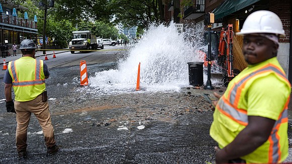 Atlanta officials on Thursday morning lifted the last boil water advisory put in place after a string of water main …