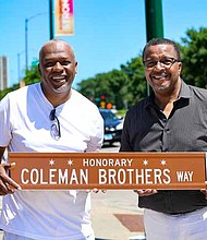 The Woodlawn community recently celebrated the unveiling of the honorary Coleman
Brothers Way, which commemorated Coleman Brothers Barbershop being on 68th
and Stony Island for more than 60 years. PHOTO BY ERIKA BRACEY PHOTOGRAPHY.