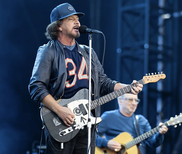 Pearl Jam has canceled its scheduled concert at Tottenham Hotspur Stadium in London on Saturday because of “illness in the …