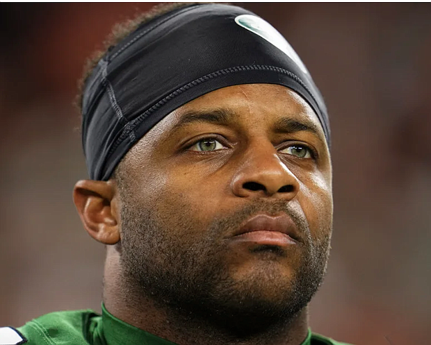 Cobb looks on prior to an NFL game against the Cleveland Browns. Cooper Neill/Getty Images