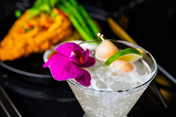 Doves Midtown experience will feature late night dining and a premium beverage program highlighted by exquisite signature craft cocktails.
Photo by Visual Influence